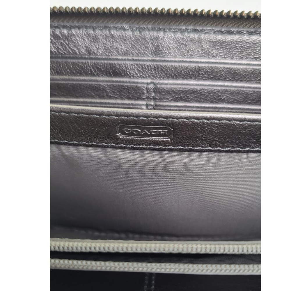 Coach Bifold Accordion Wallet Green Olive ID's Cards Bills Coins Round Zip - Picture 7 of 8